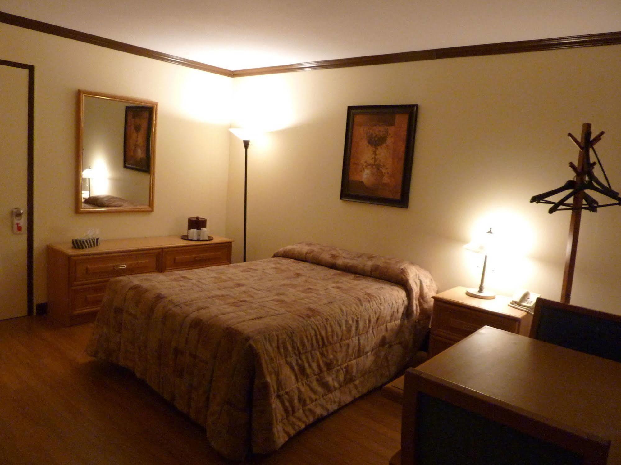 Manoir Becancourt Hotel Buitenkant foto