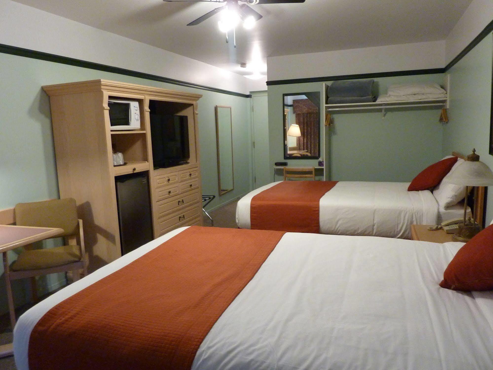 Manoir Becancourt Hotel Buitenkant foto